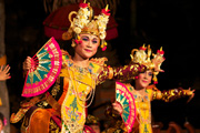 Tari Legong Narwastu